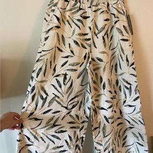 Lulu's Flare High-Waisted Canvas Pants